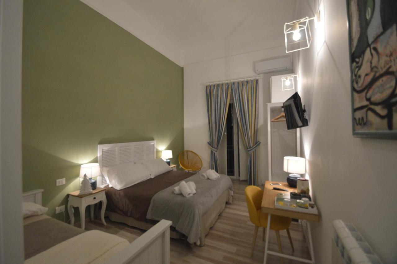 那不勒斯Just Sleep住宿加早餐旅馆 外观 照片